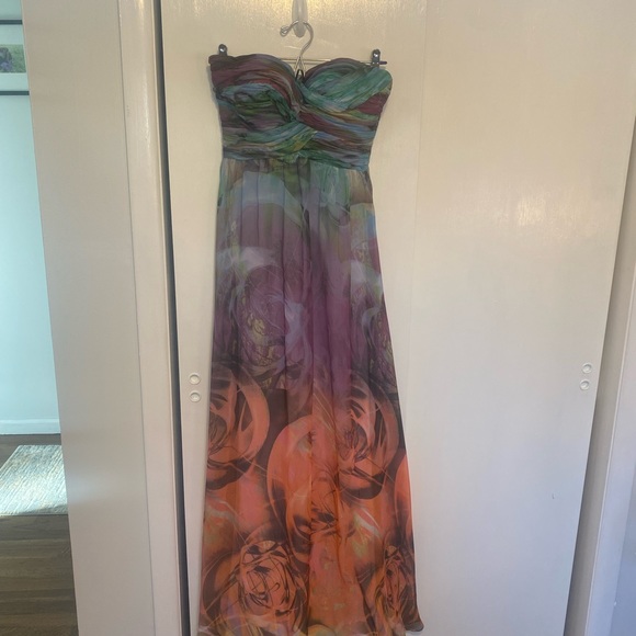 Faviana Couture Prom Dress Size 2 - Picture 2 of 4